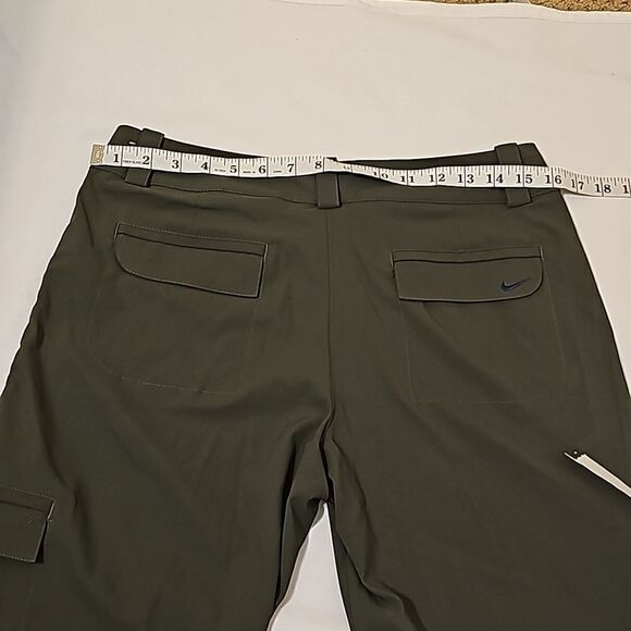 NikeGolf Dri-Fit Tour Performance Capri Pants Women’s size 6 - Picture 3 of 9